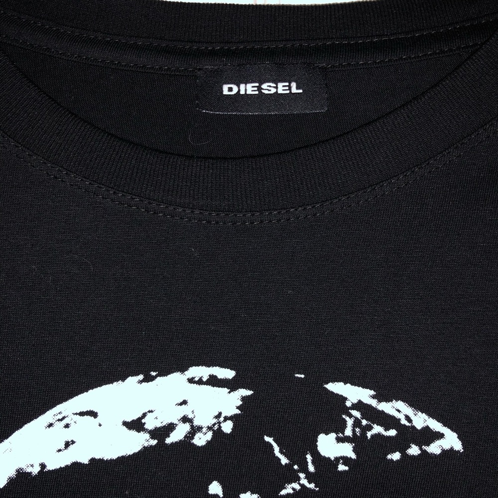 Diesel - Picture 4 of 4